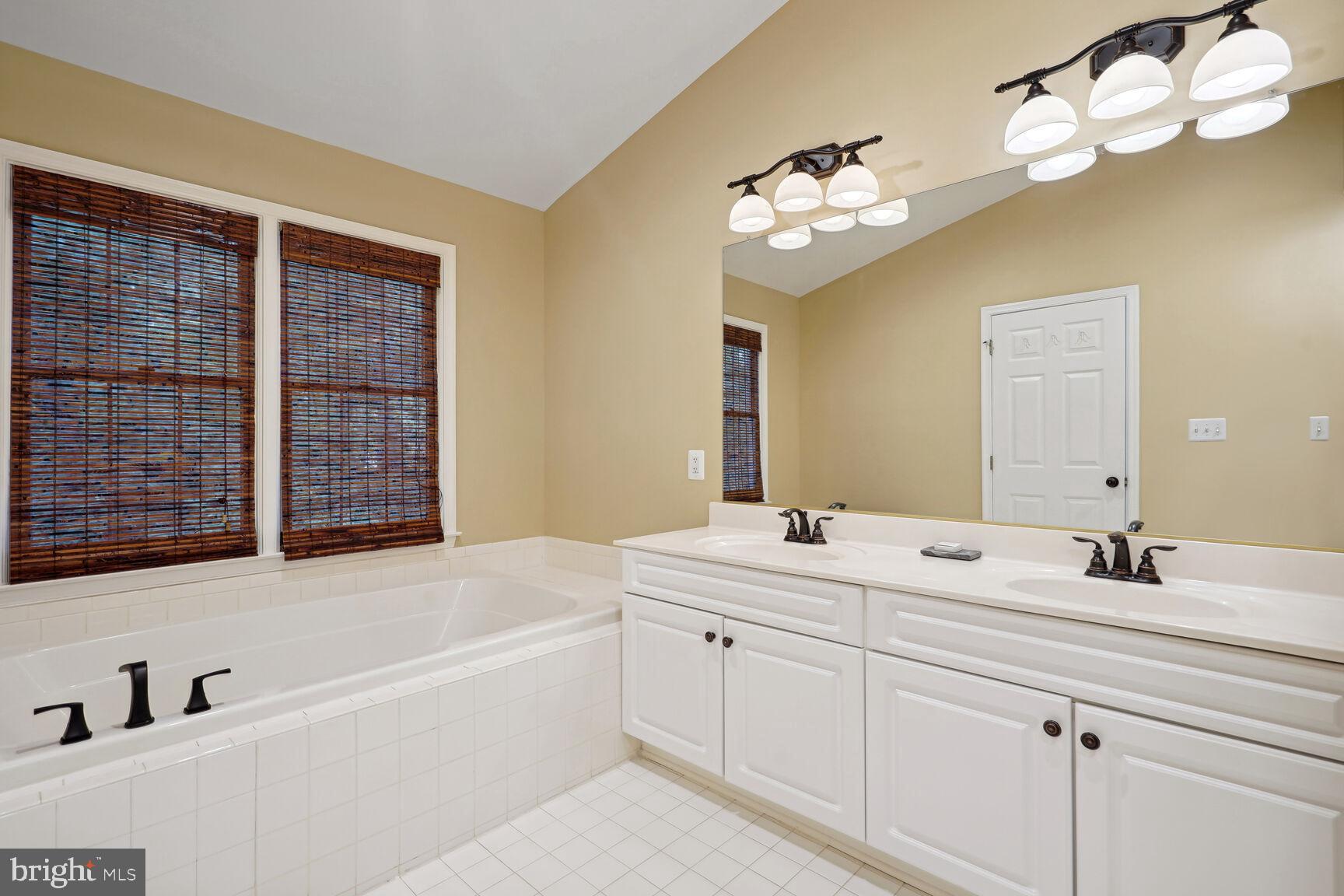 WESTWOOD TOWNS - Residential Lease