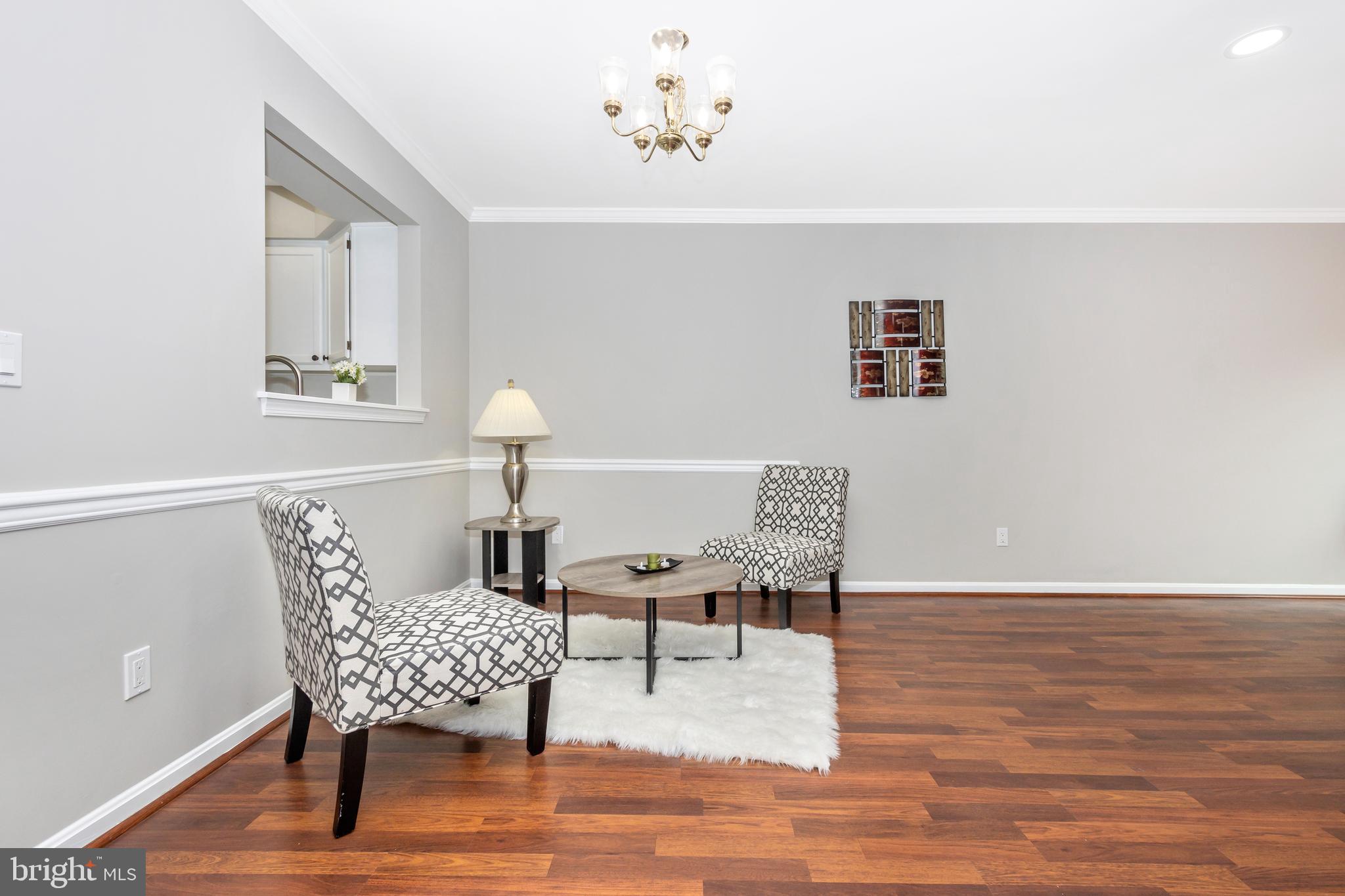 SEVEN OAKS - Residential