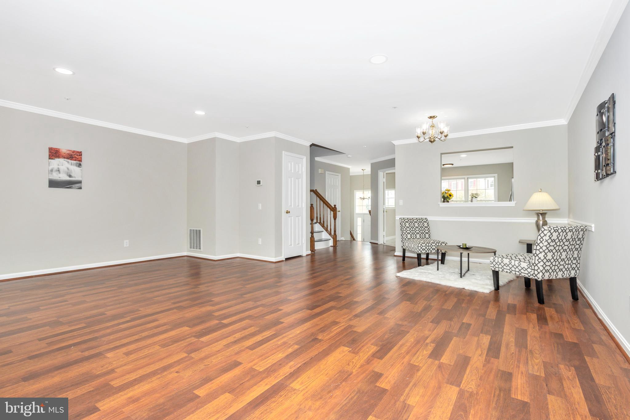 SEVEN OAKS - Residential