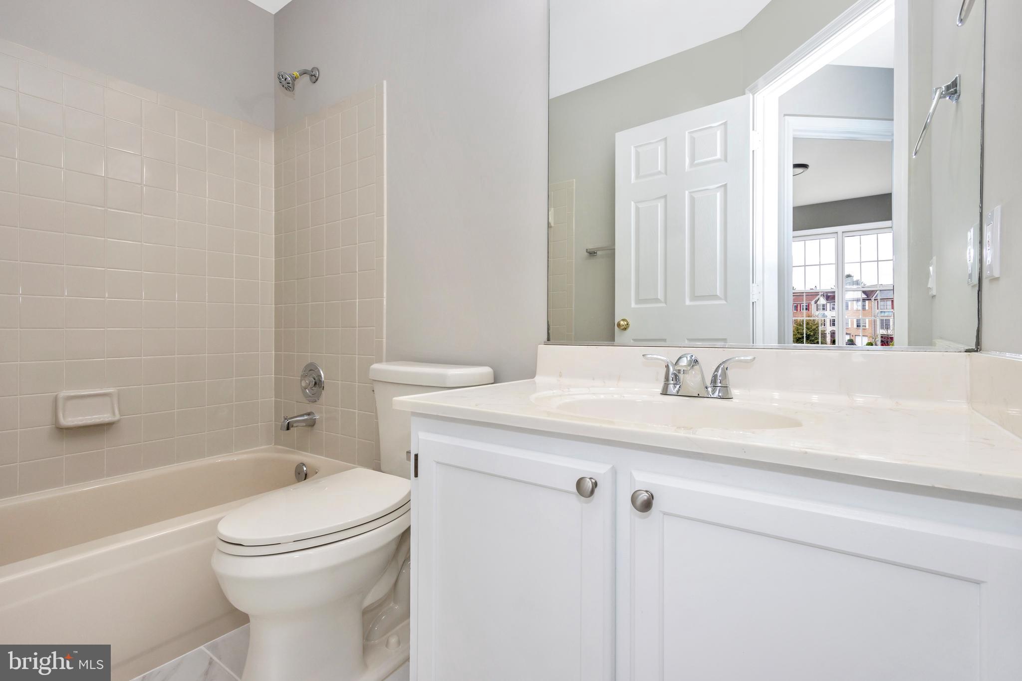 SEVEN OAKS - Residential