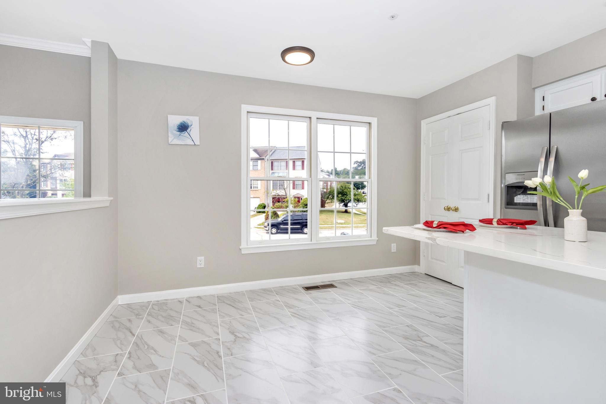 SEVEN OAKS - Residential