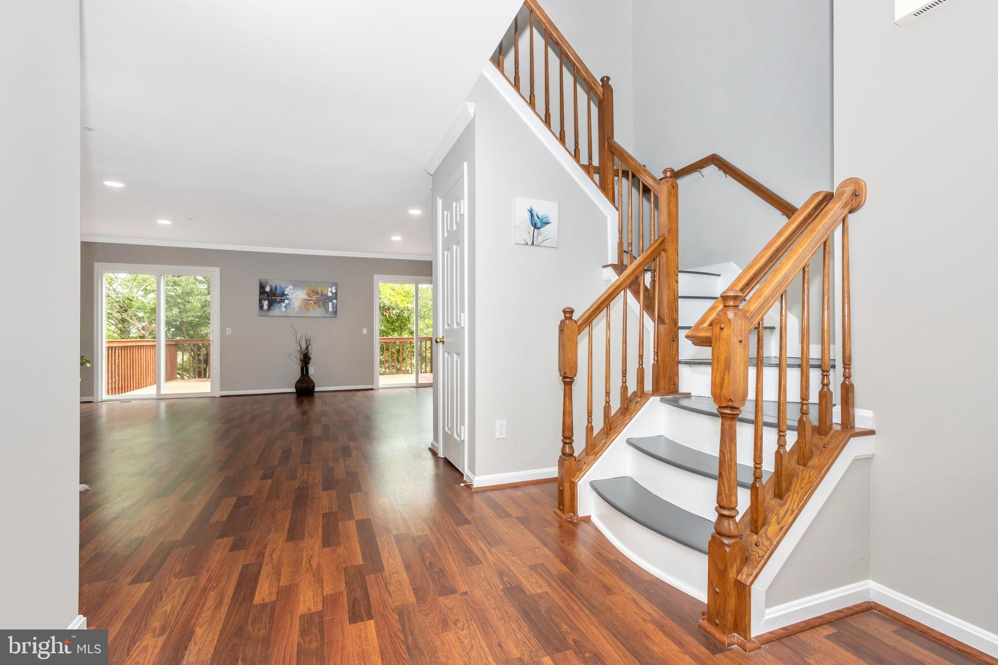 SEVEN OAKS - Residential