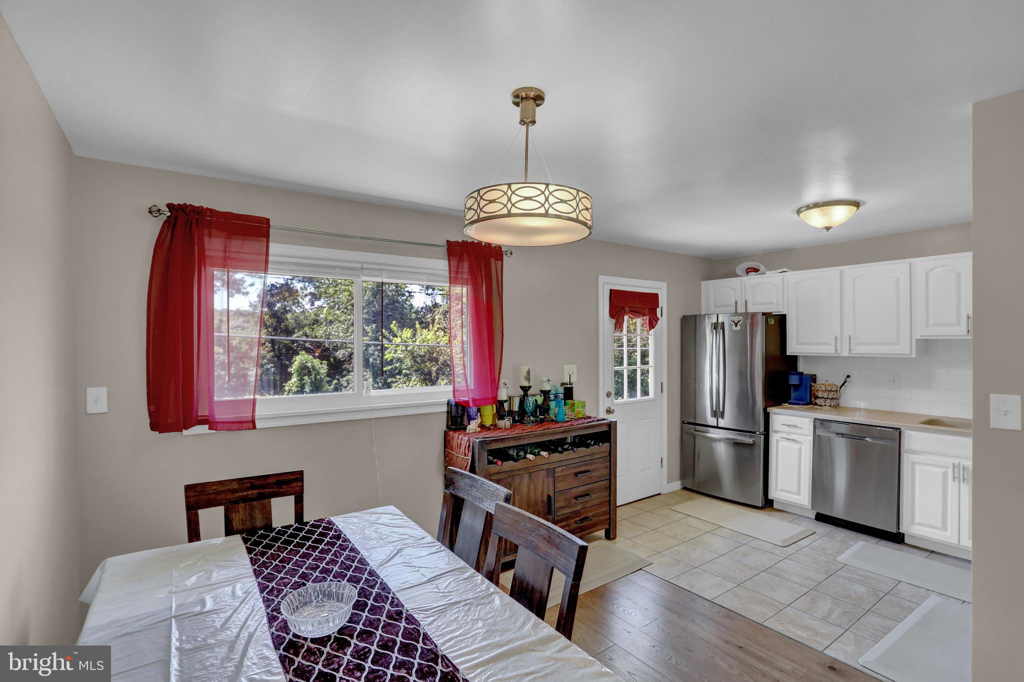 2029 CHERRY COURT