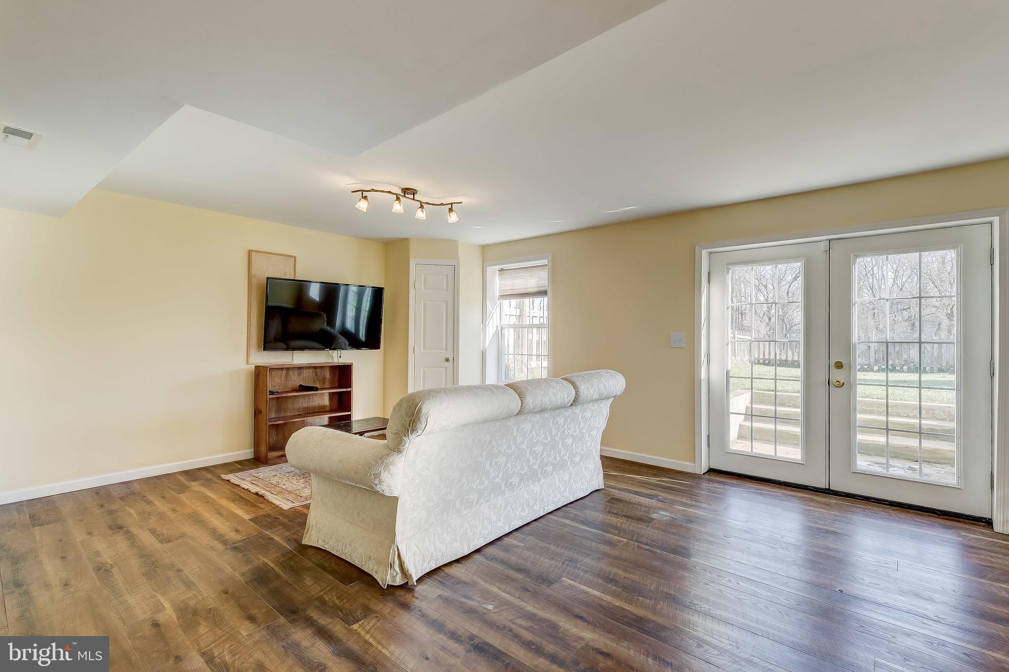 RISING SUN - Residential