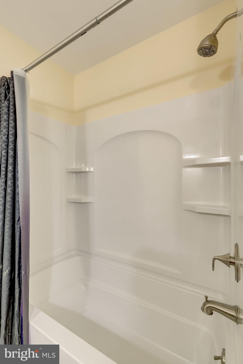 RISING SUN - Residential