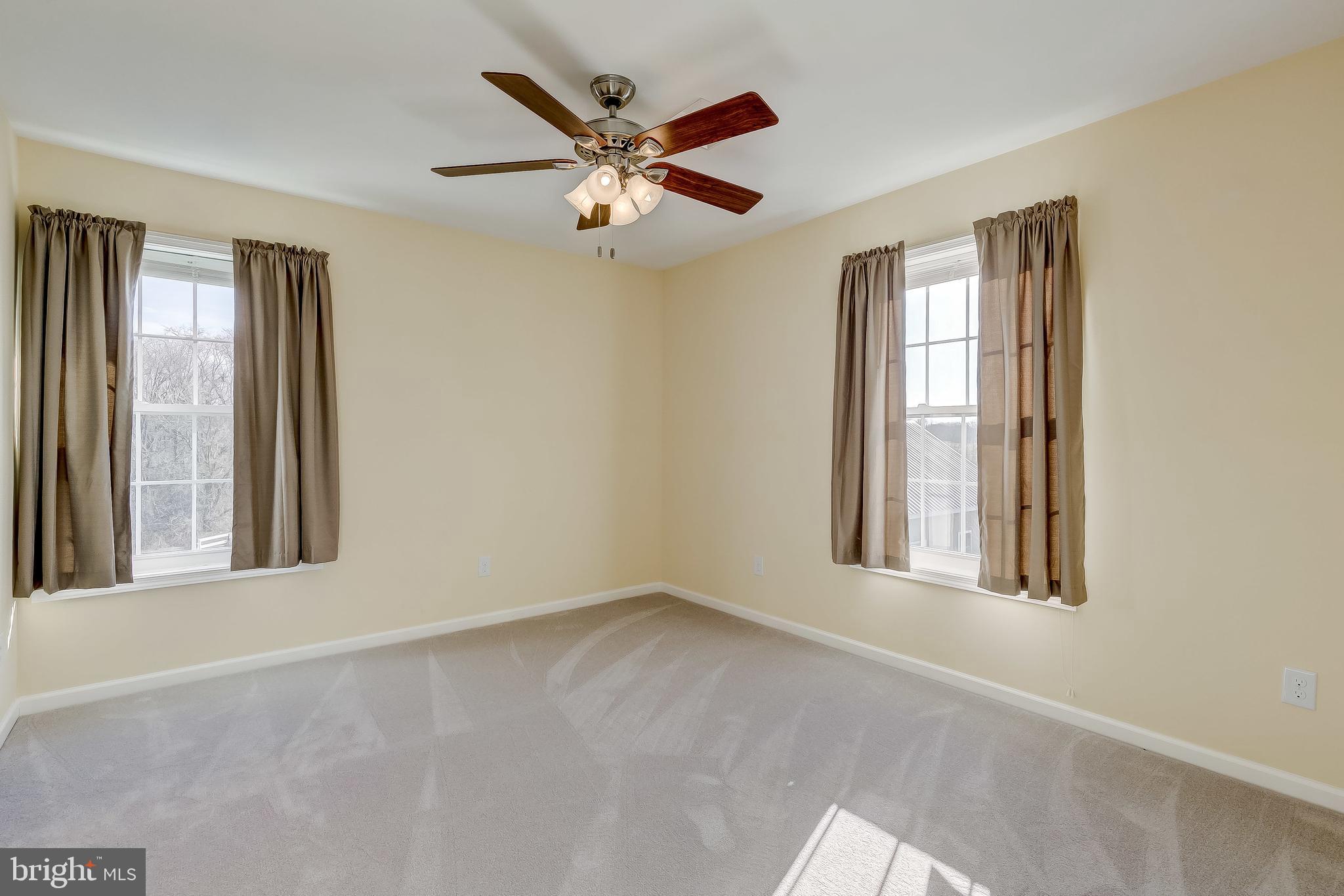 RISING SUN - Residential