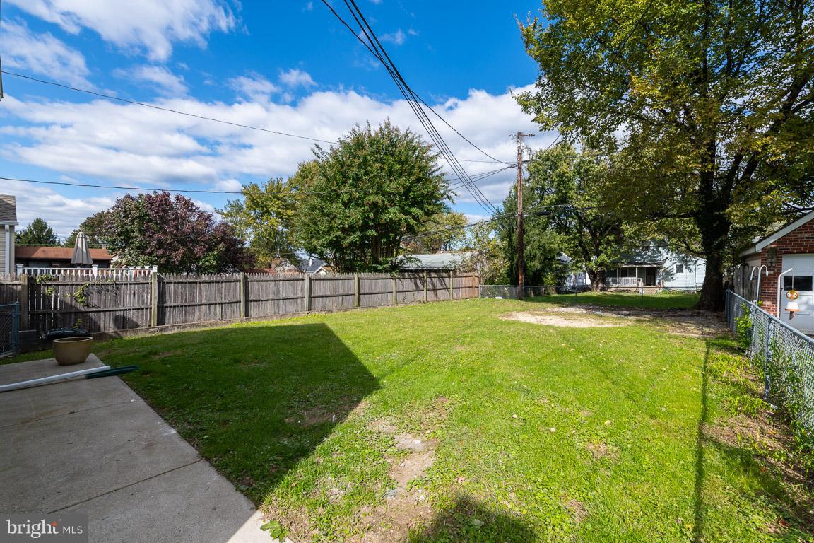 MAPLE RIDGE - Residential