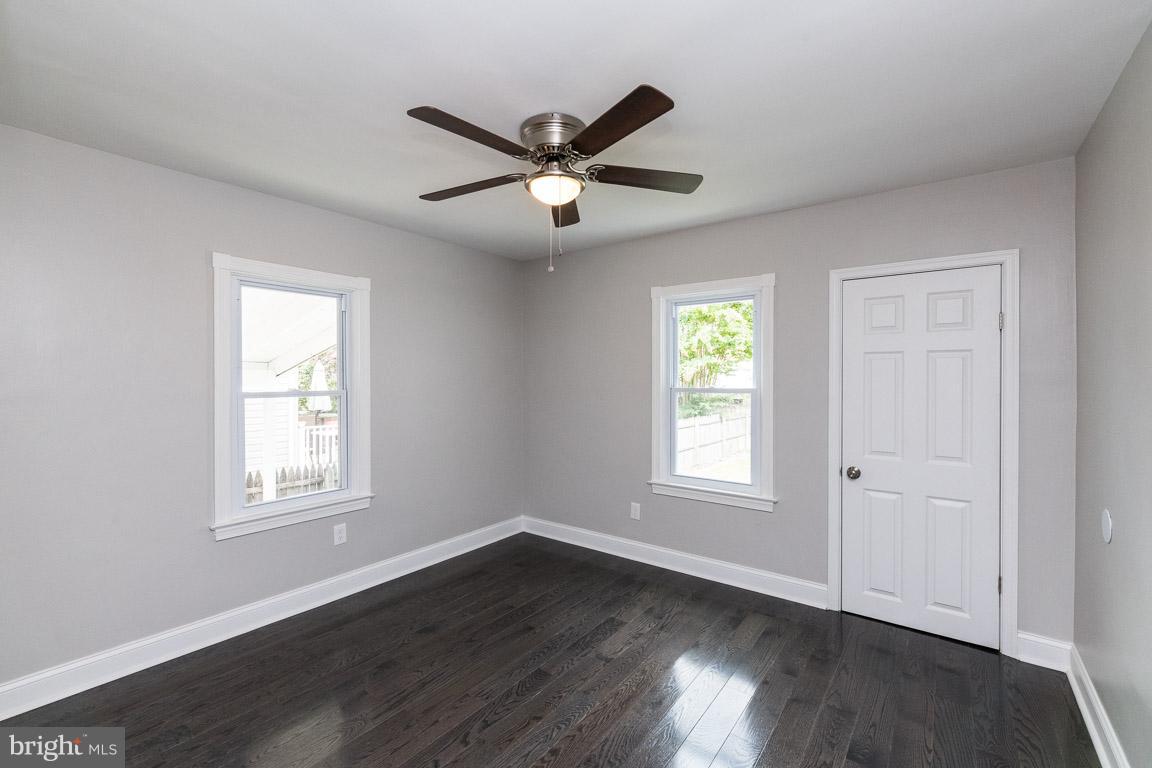 MAPLE RIDGE - Residential