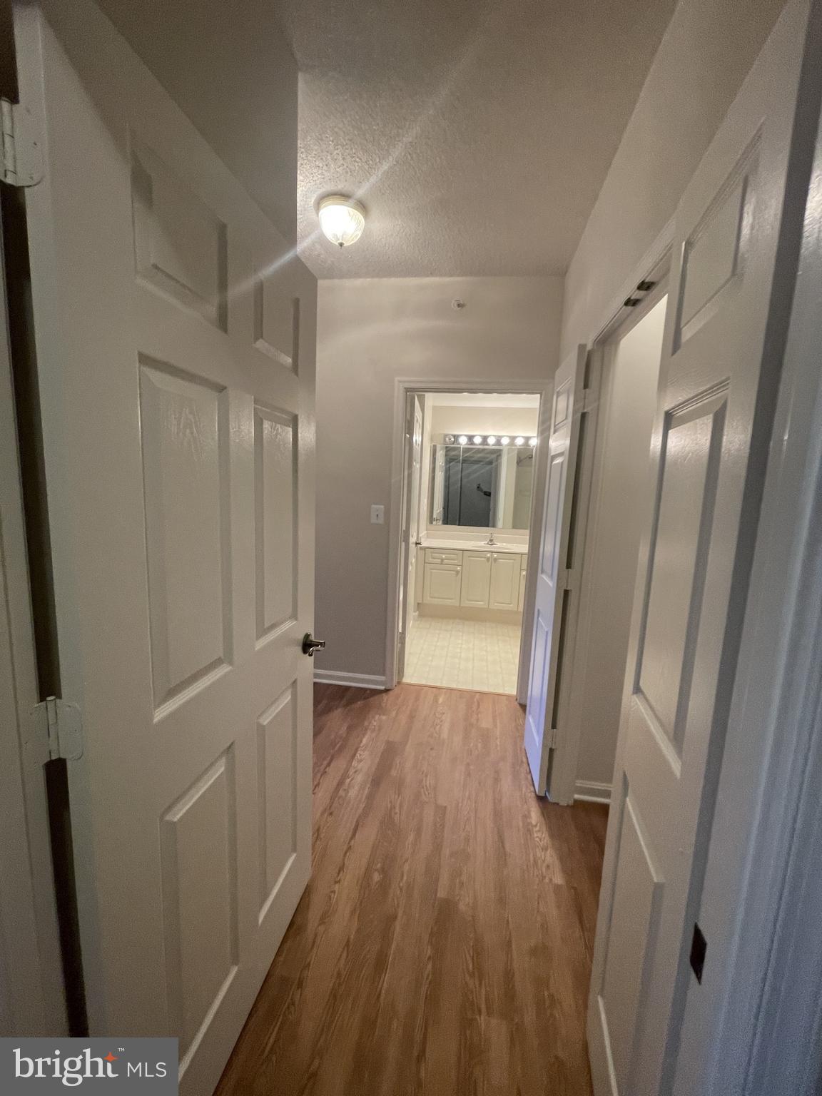 LANSDOWNE WOODS - Residential Lease