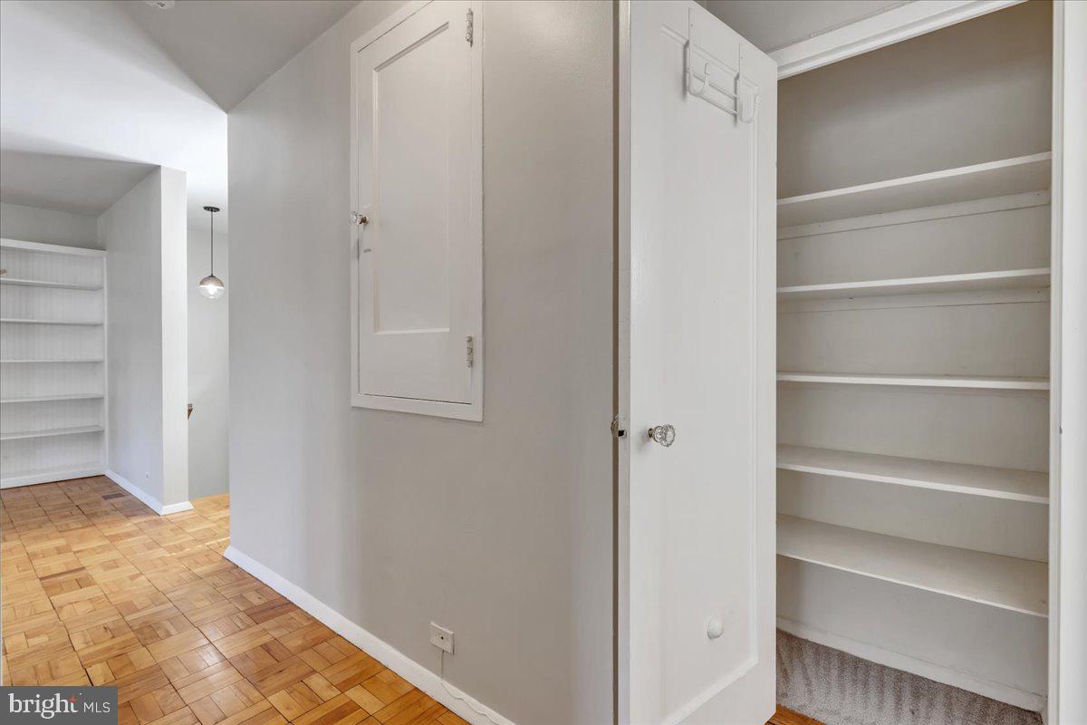 PARKFAIRFAX - Residential Lease