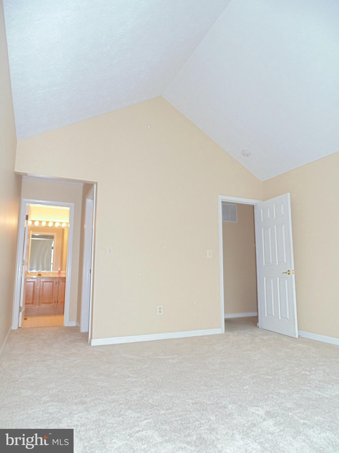 BLUE RIDGE FARMS - Residential Lease