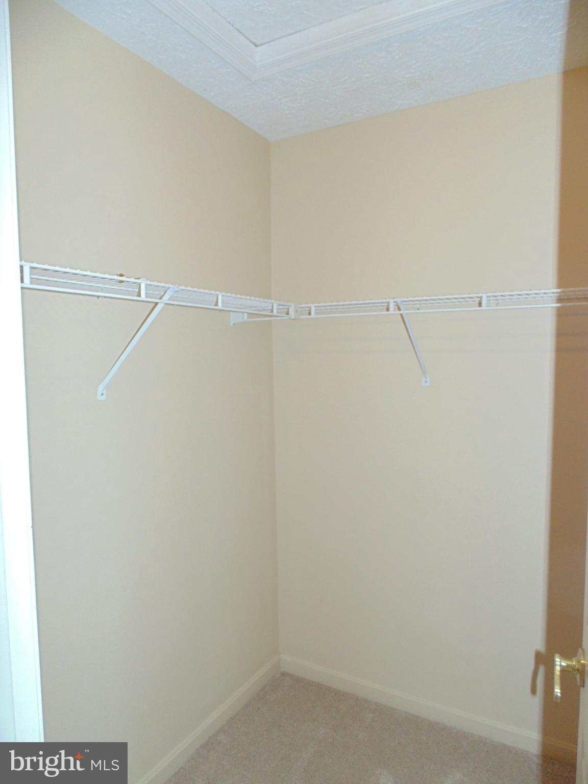 BLUE RIDGE FARMS - Residential Lease