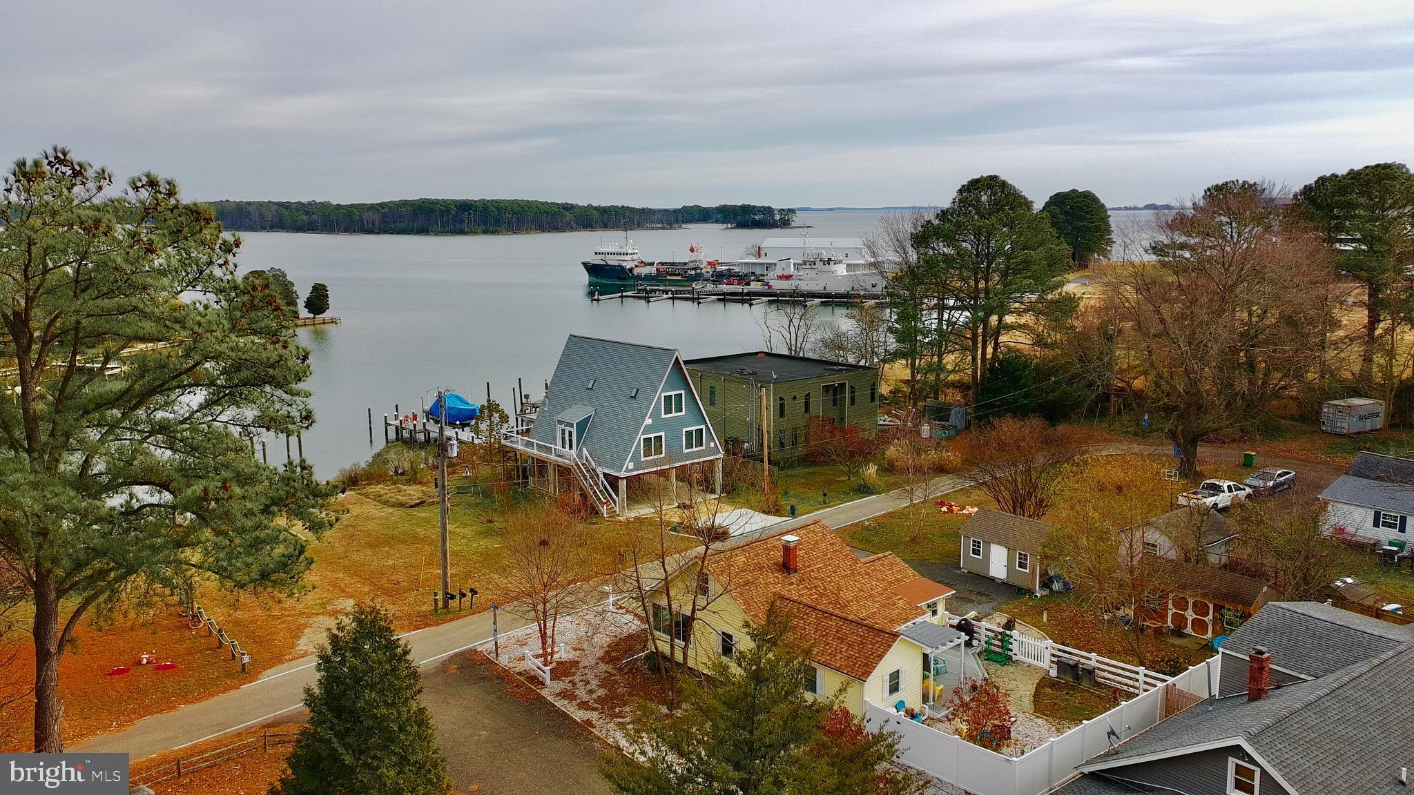 PINEY POINT SHORES - Residential