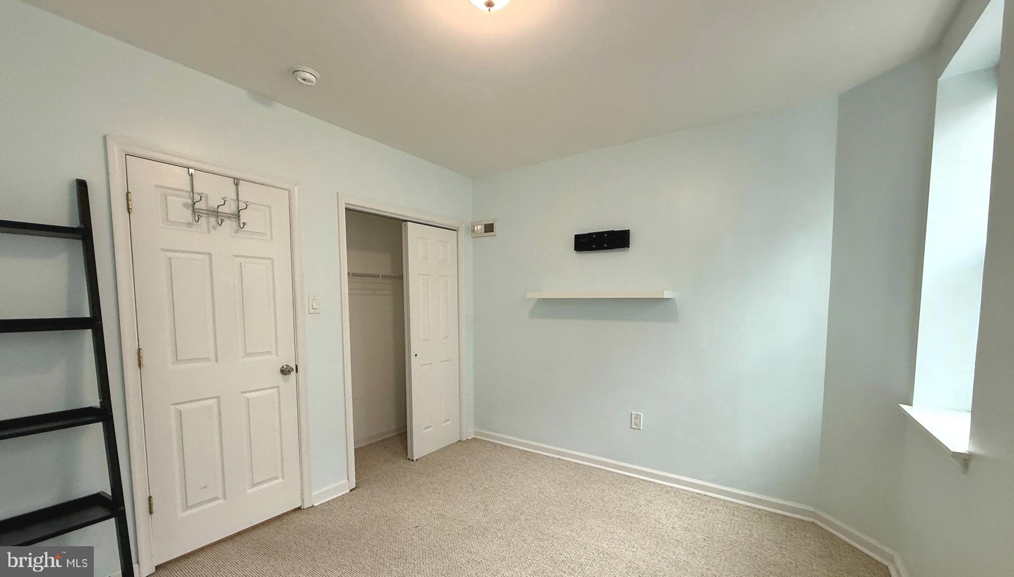 POINT BREEZE - Residential Lease