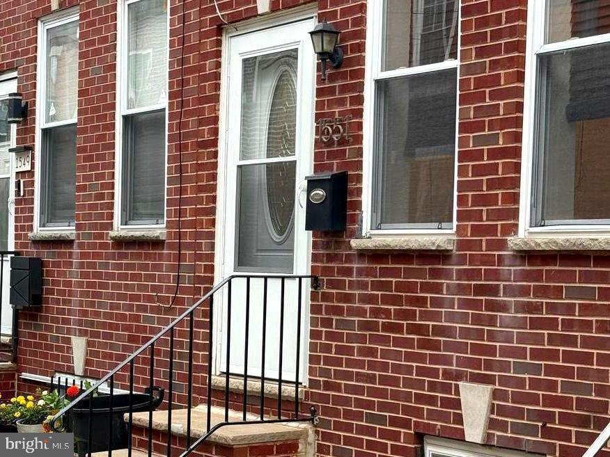 POINT BREEZE - Residential Lease
