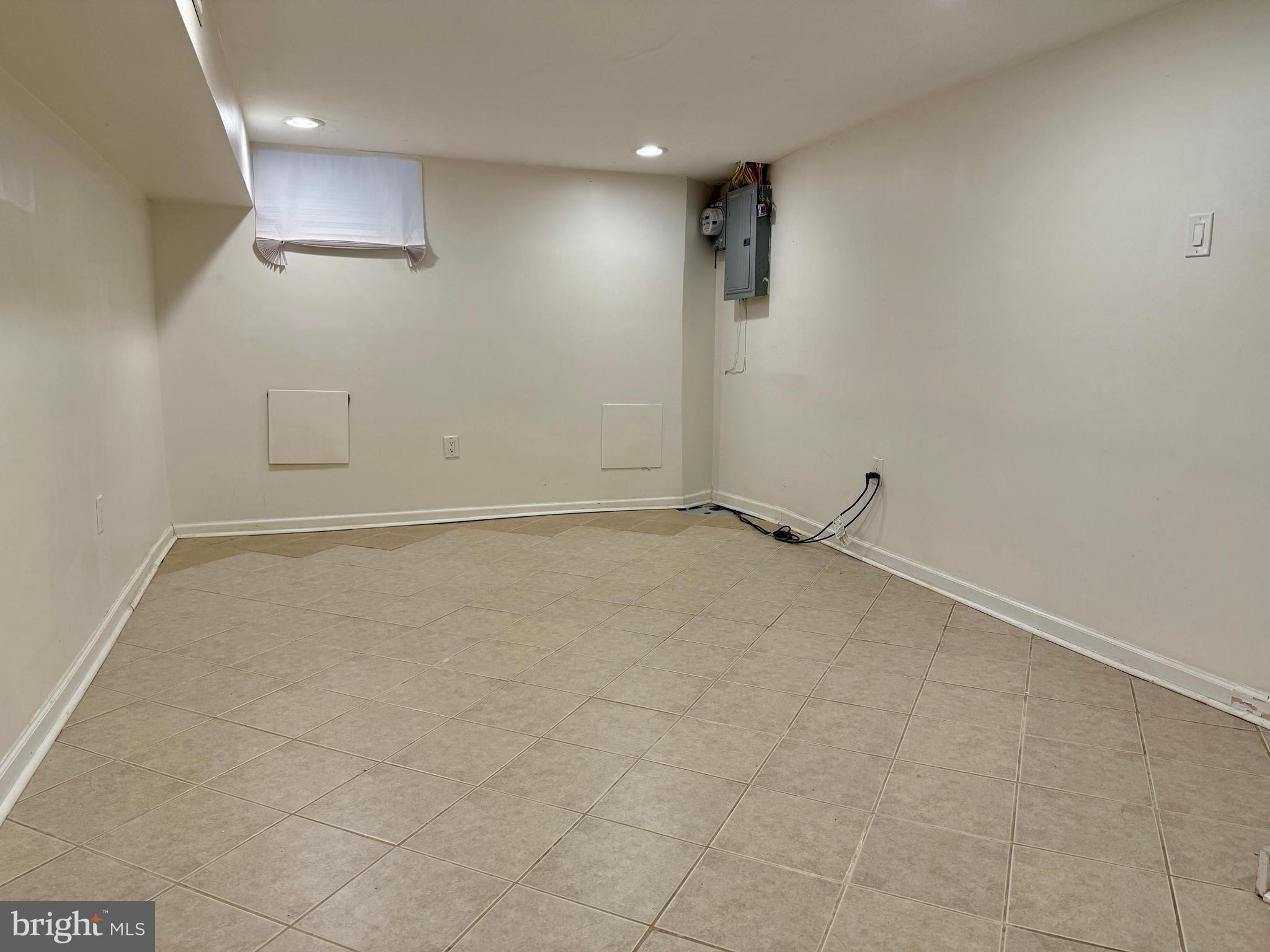 POINT BREEZE - Residential Lease