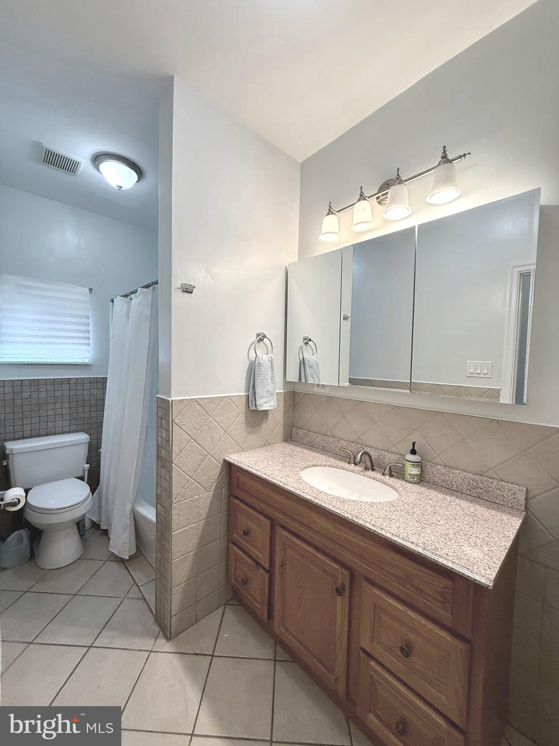 POINT BREEZE - Residential Lease