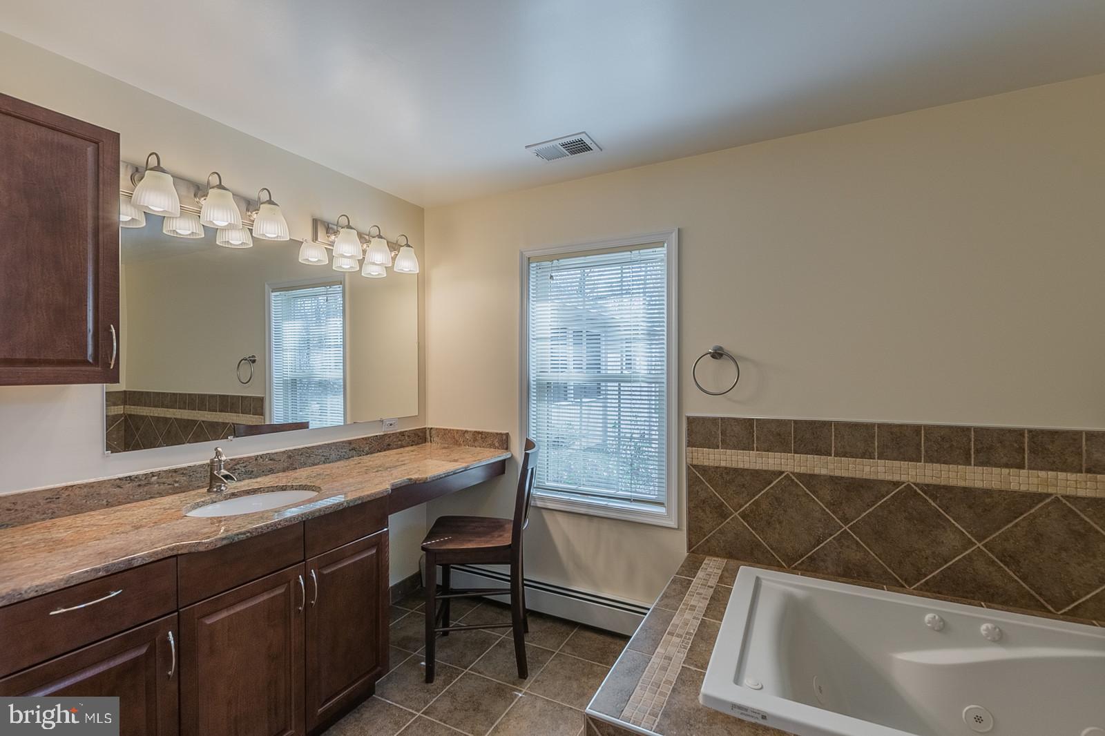 PINE RIDGE - Residential