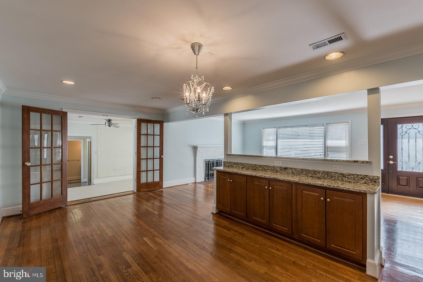 PINE RIDGE - Residential