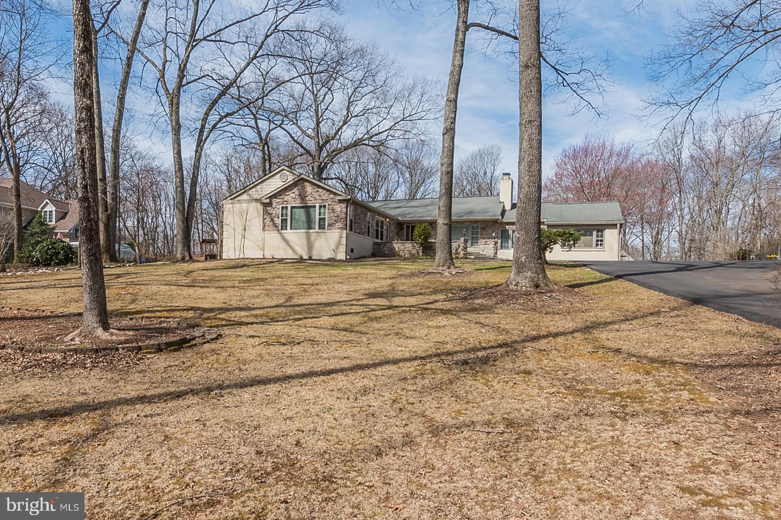 PINE RIDGE - Residential