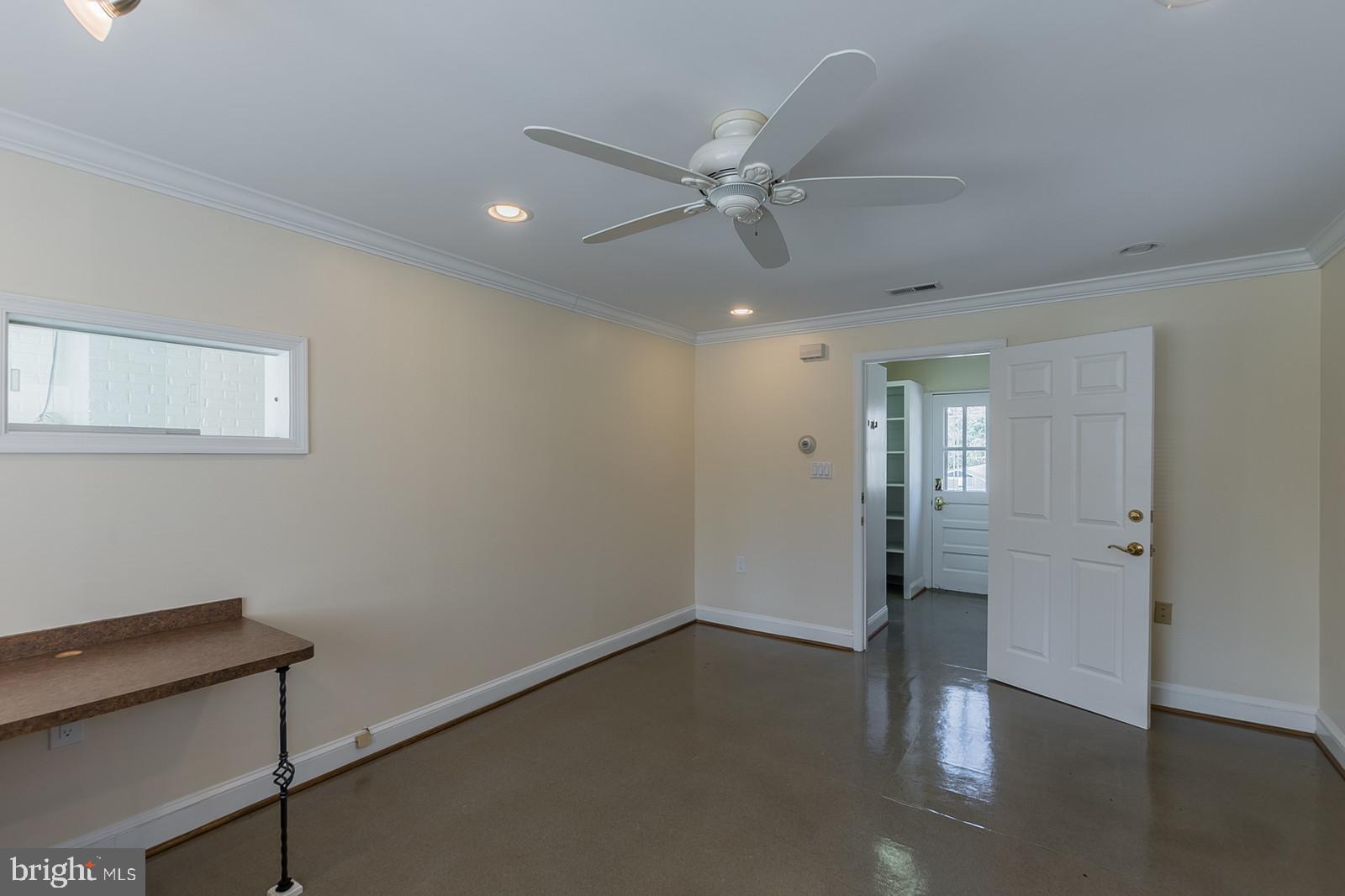 PINE RIDGE - Residential