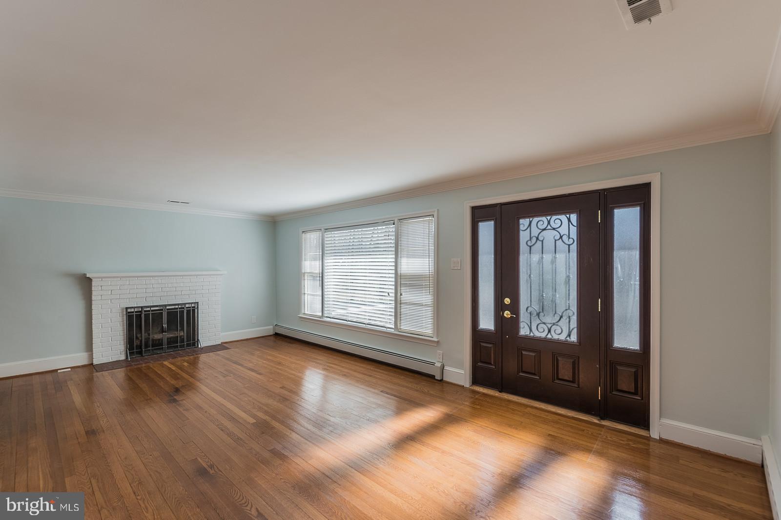 PINE RIDGE - Residential