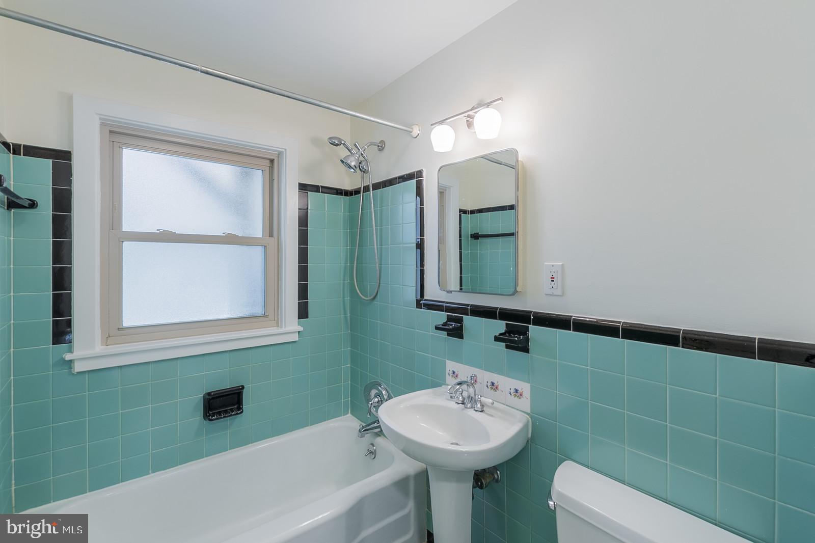 PINE RIDGE - Residential