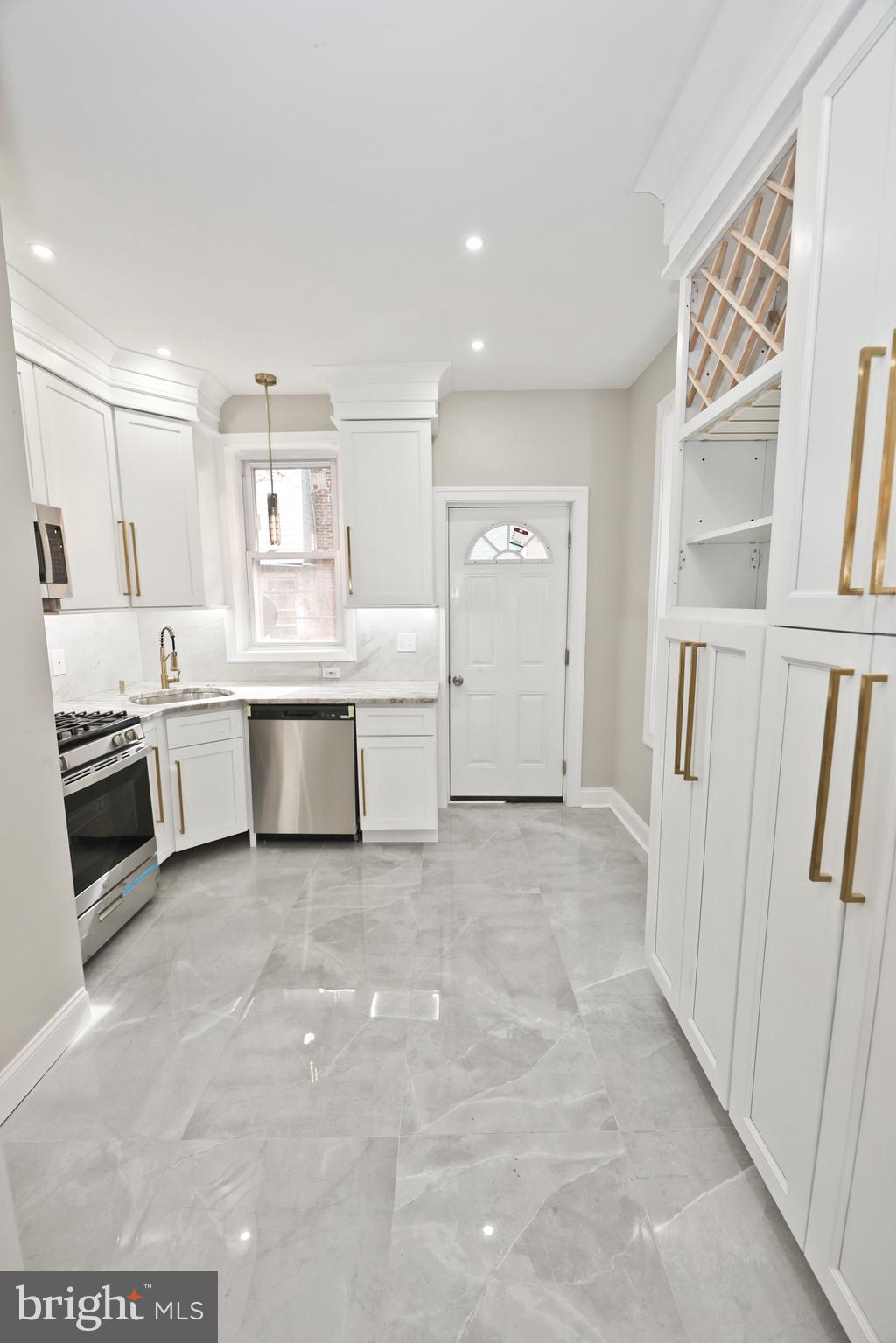 COBBS CREEK - Residential