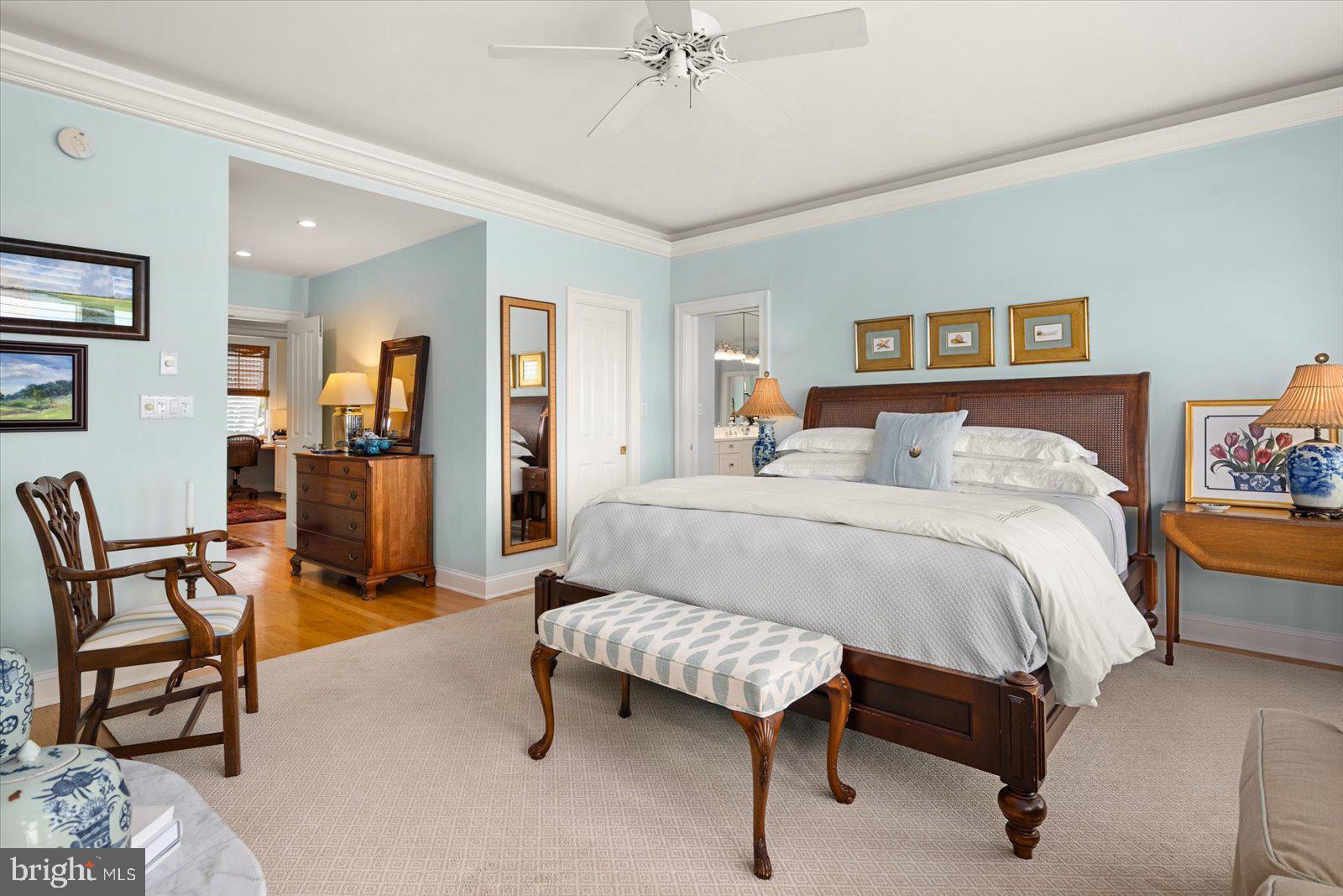 LIGHTHOUSE SOUND - Residential