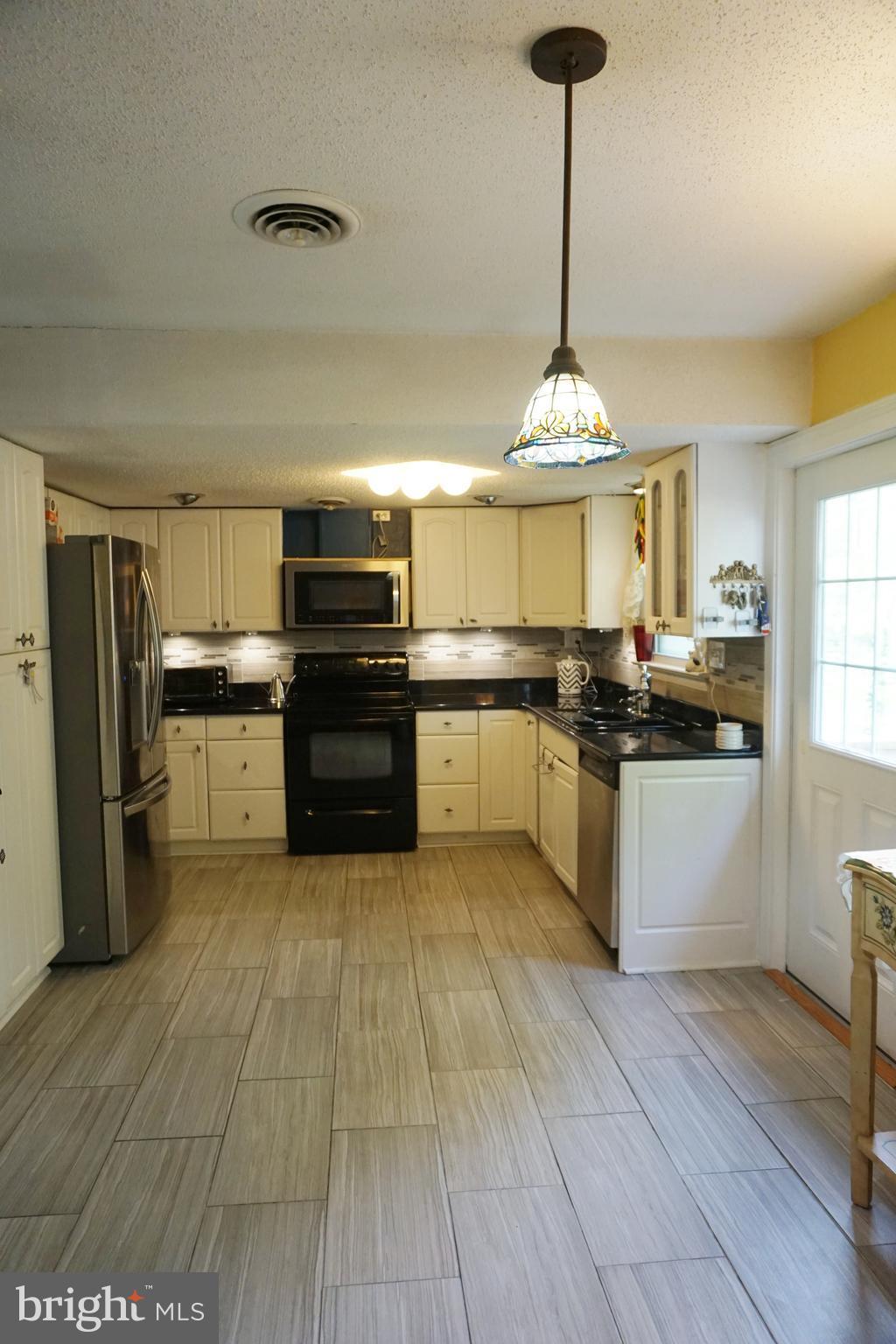 AQUIA HARBOUR - Residential Lease