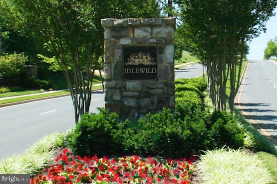 VILLAGE OF IDLEWILD - Residential