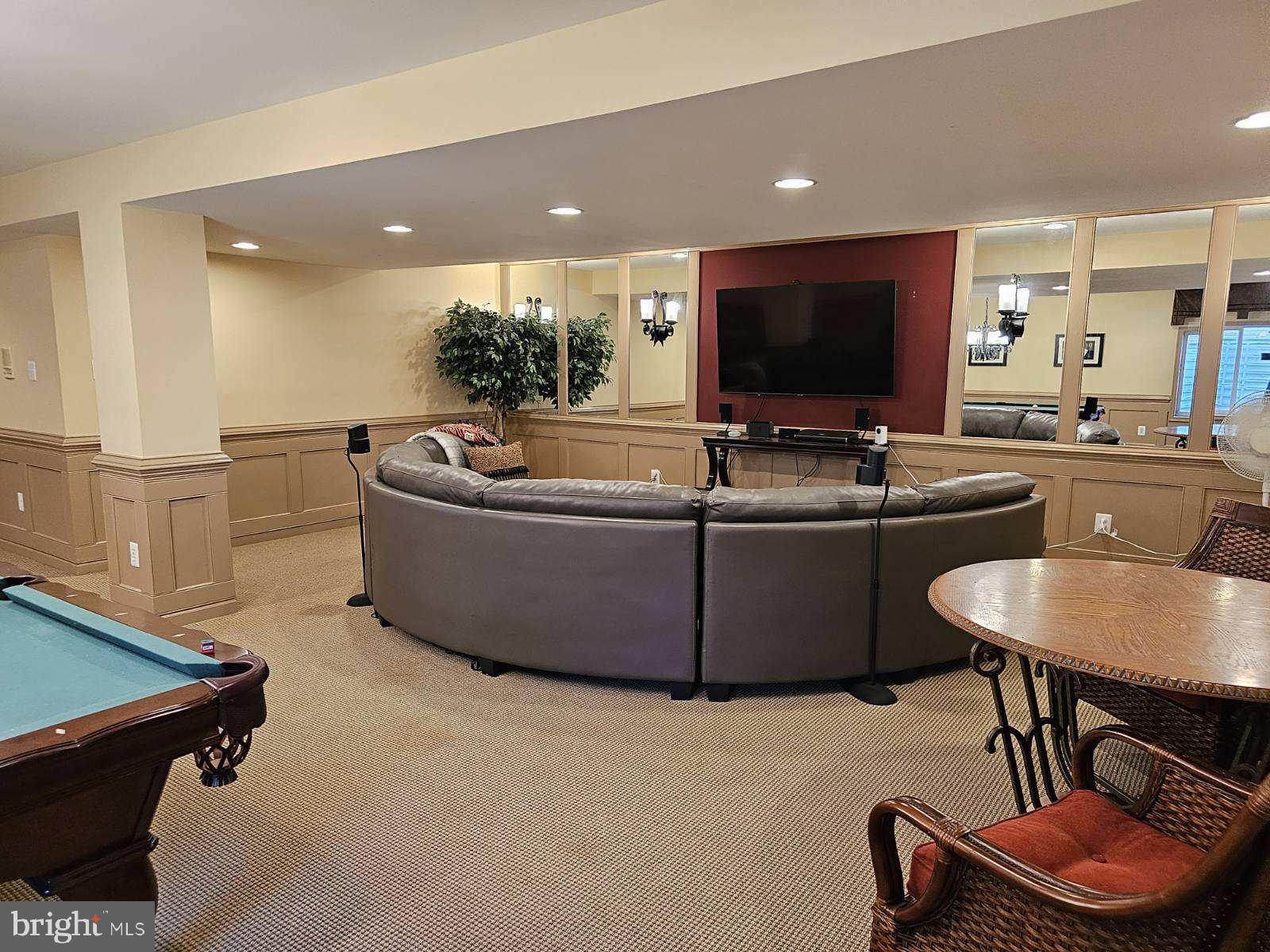 VILLAGE OF IDLEWILD - Residential