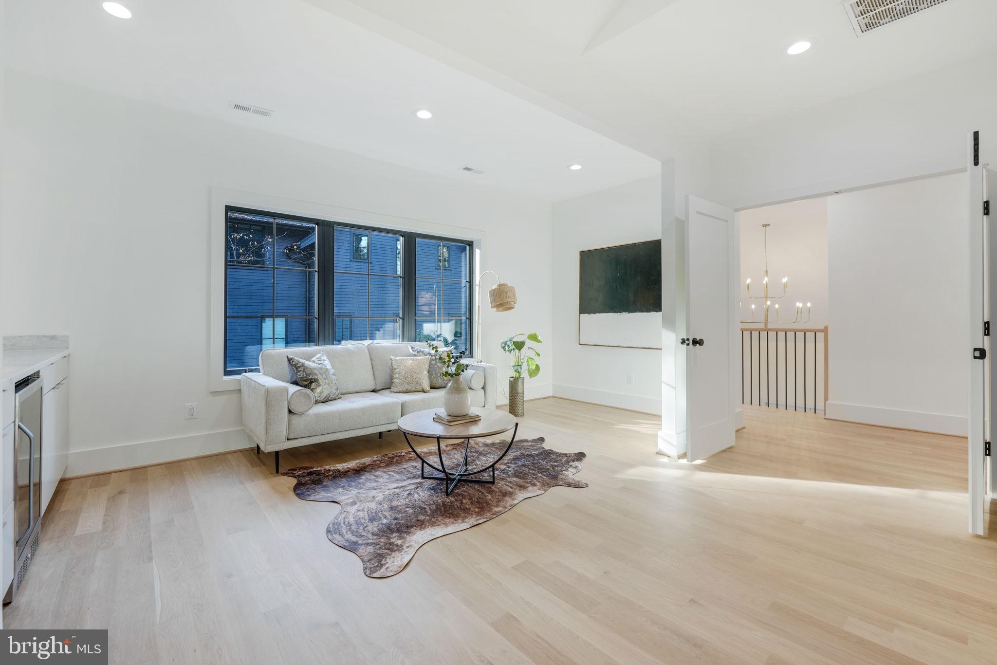 VIRGINIA FOREST - Residential