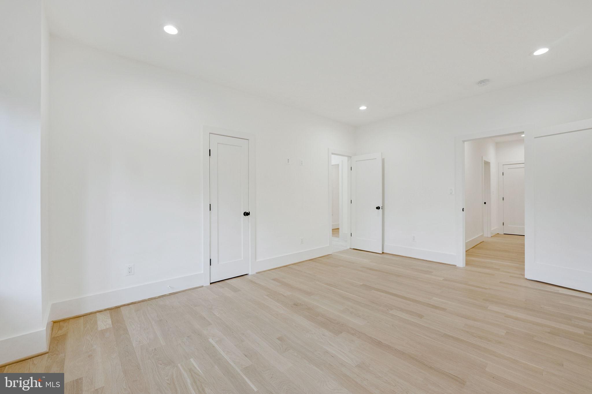 VIRGINIA FOREST - Residential