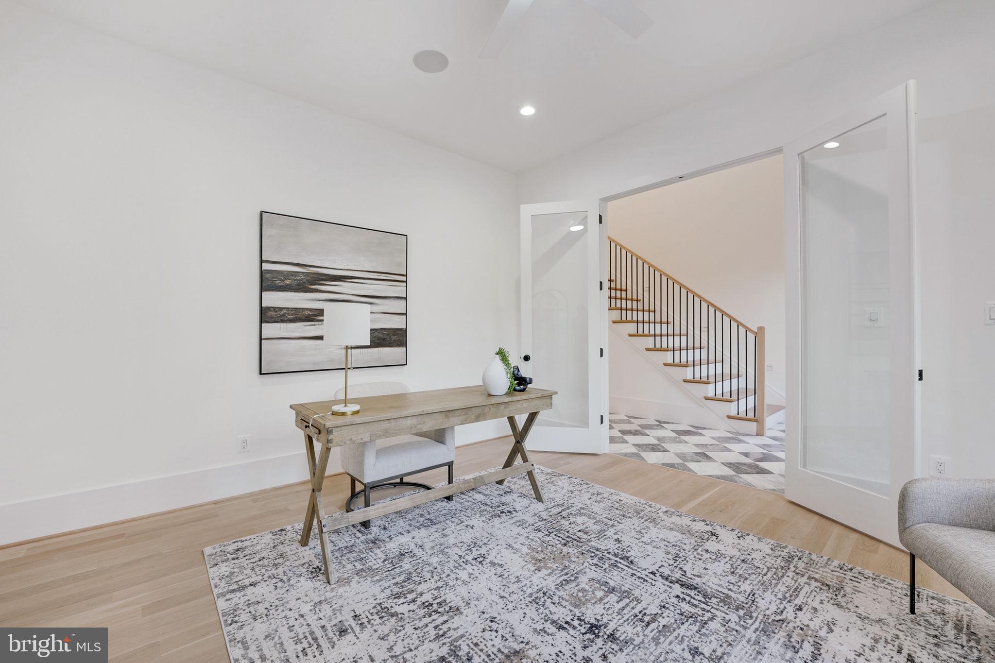 VIRGINIA FOREST - Residential