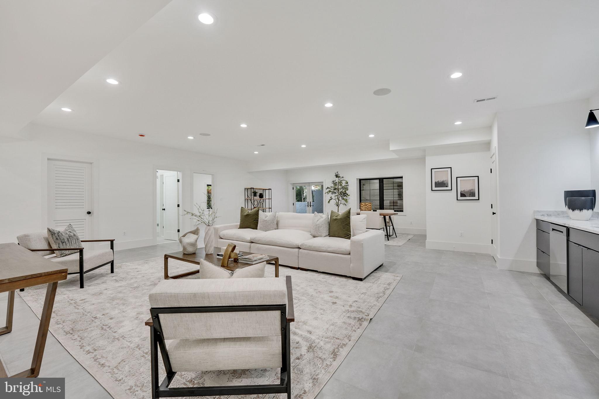 VIRGINIA FOREST - Residential