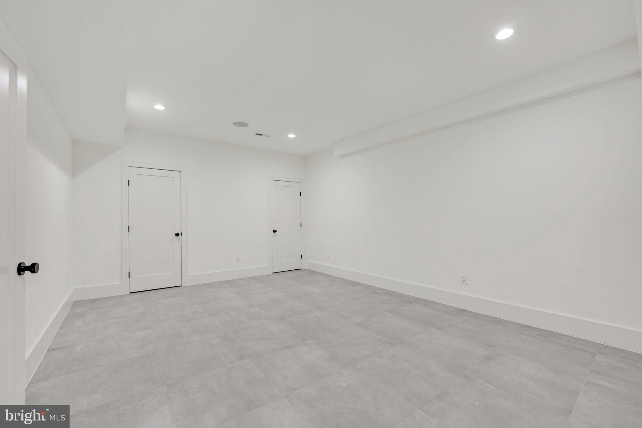 VIRGINIA FOREST - Residential