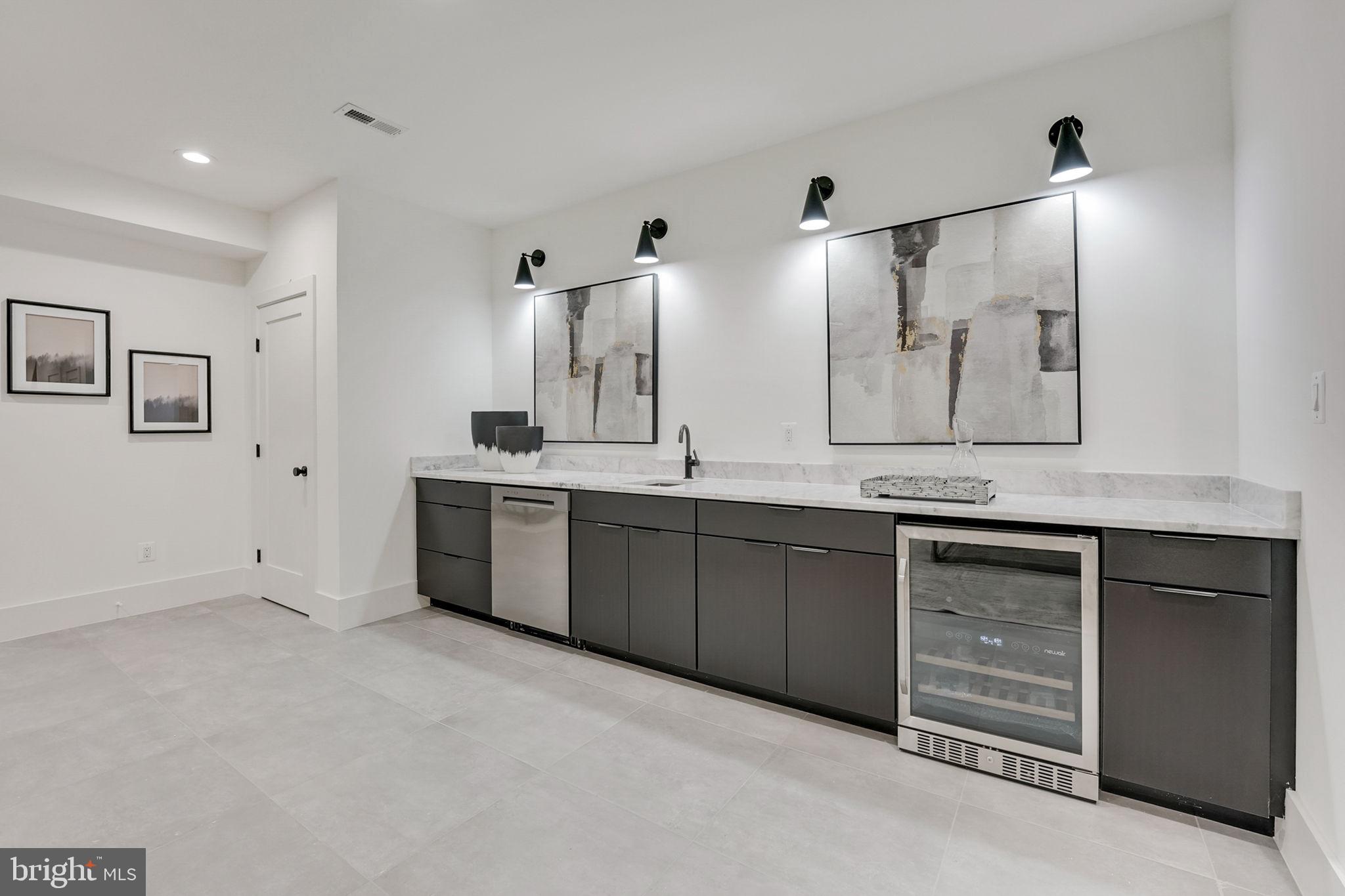 VIRGINIA FOREST - Residential