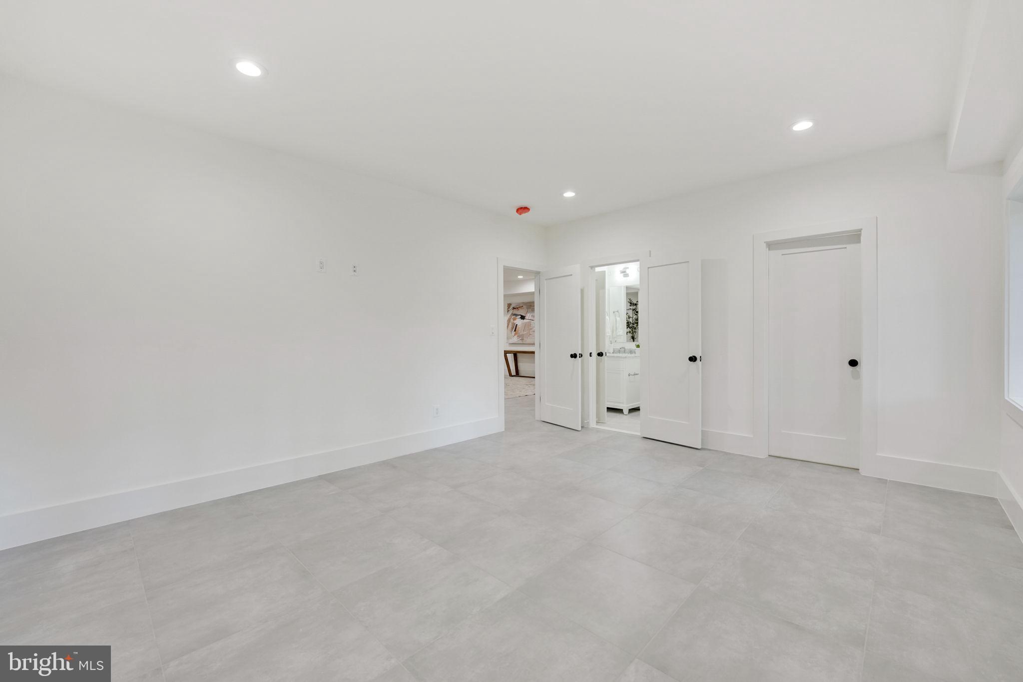 VIRGINIA FOREST - Residential