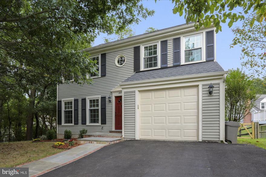 CONTRACT ! JERRY's 326th HOME SOLD ! CALL JERRY to List and SELL !*REMODELED & READY! Alfandre-Built quality*Gently & Rarely-lived in*GAS Heat*NEW GRANITE & STNLSS-STL, Eat-In KITCHEN w/CONVECTION OVEN*French-Dr-FRIDGE*Pantry*Family-Rm &warming FP off KITCH also access to NEW TREX Deck & fenced Yard*Formal Living-Rm w/floor-to-ceiling windows*Sep.Dining-Rm*Main-Lvl Laundry w/ Ceramics*Rich HARDWOODS*FRESH Paint*Master-Suite NEW CARPETS/Sitting-Rm/Office/Nursery loft*Master-Dressing-Area, plus Walk-In Closet & 2nd closet*Master En-Suite Bath Soaking-Tub,Sep-Shower,Dual Sinks*Finished Lwr-Lvl 2nd Family-Rm (possible 4th Bedroom) Walk-Out to PATIO & NEW TREX DECK,Landscaped Fenced Yard to Treed Privacy*Pull-Down floored-ATTIC-STORAGE too!  GARAGE w/Work-Bench&Cabinets*Extra-Wide Driveway fresh asphalt*Steps to Foot-Path to Black Hills Regional Park & Lakes* American Home Shield HOME WARRANTY too ! minutes to MARC/270/ICC/Theatre/Restaurants/MORE !...RUN, don't Walk !