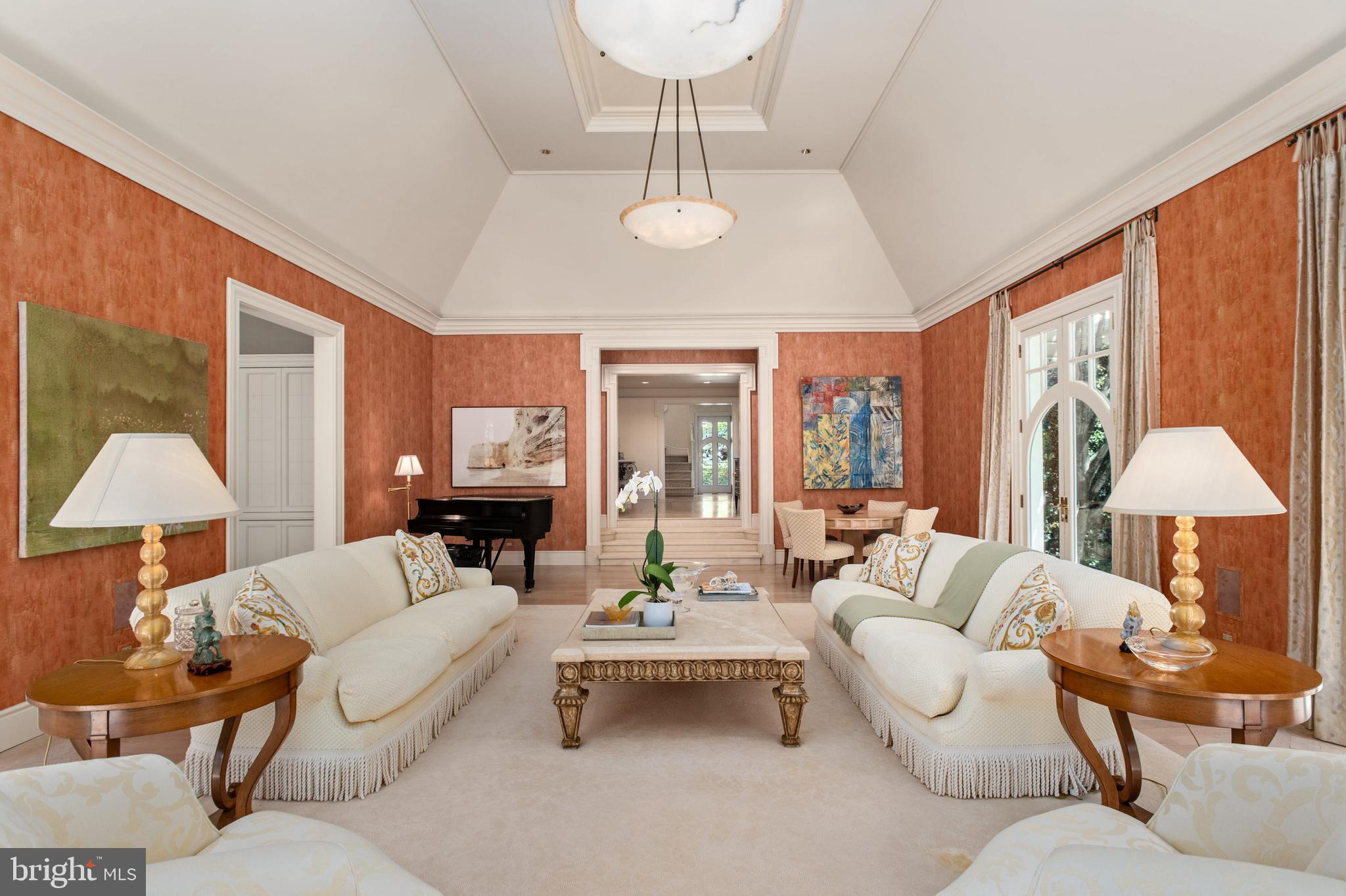 BANNOCKBURN HEIGHTS - Residential