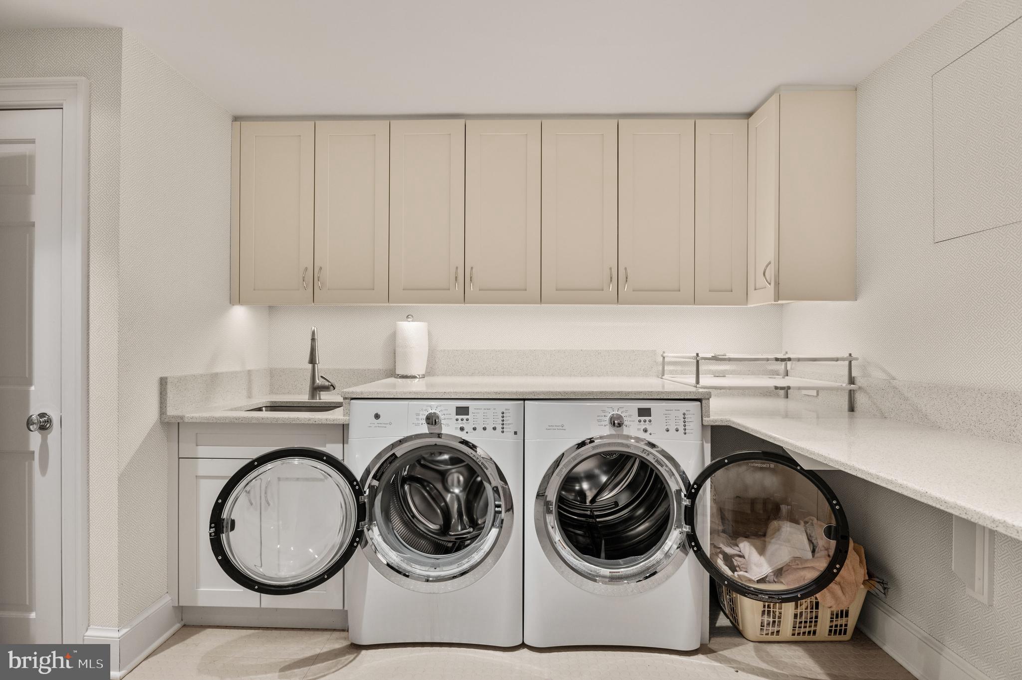 BANNOCKBURN HEIGHTS - Residential