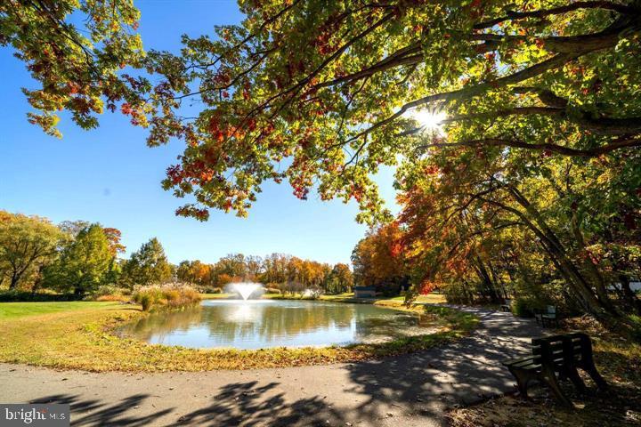 GREENS AT LEISURE WORLD - Residential