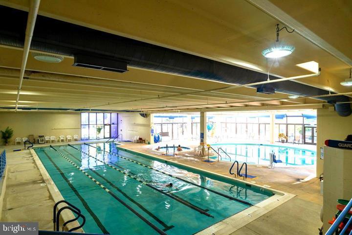 GREENS AT LEISURE WORLD - Residential