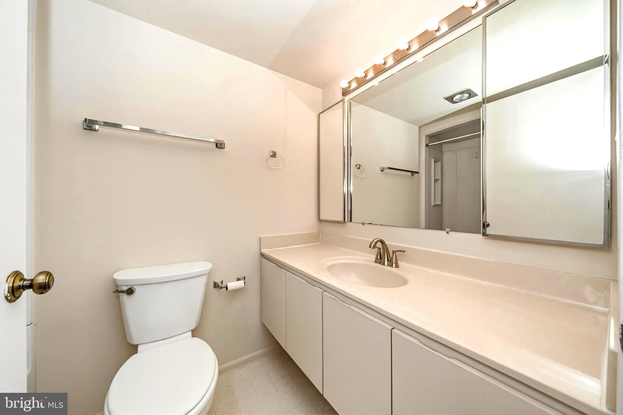 GREENS AT LEISURE WORLD - Residential