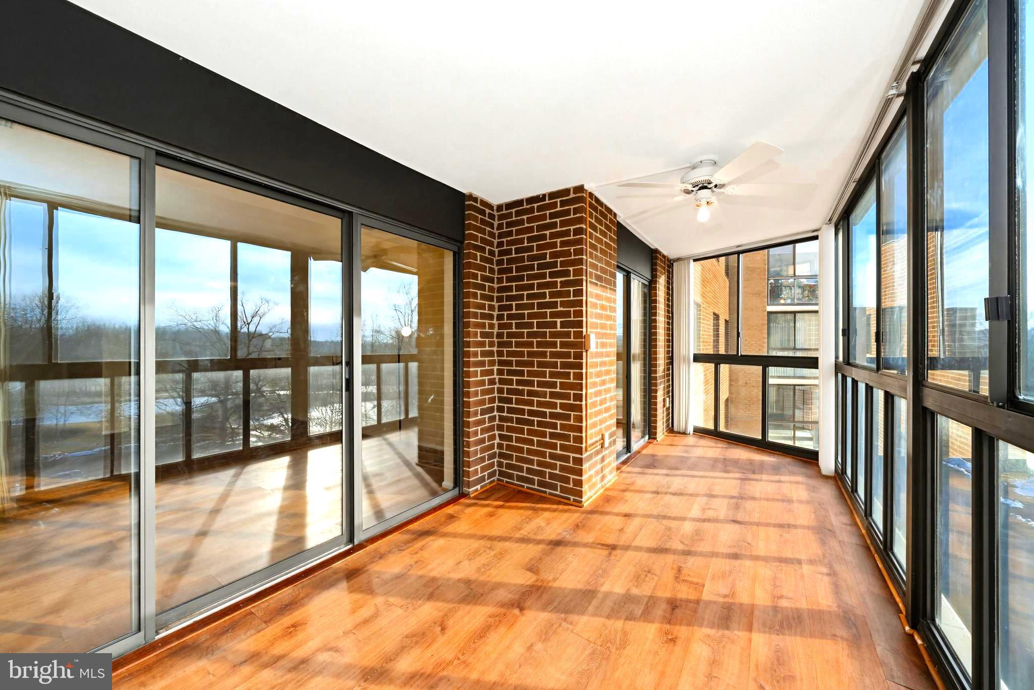 GREENS AT LEISURE WORLD - Residential