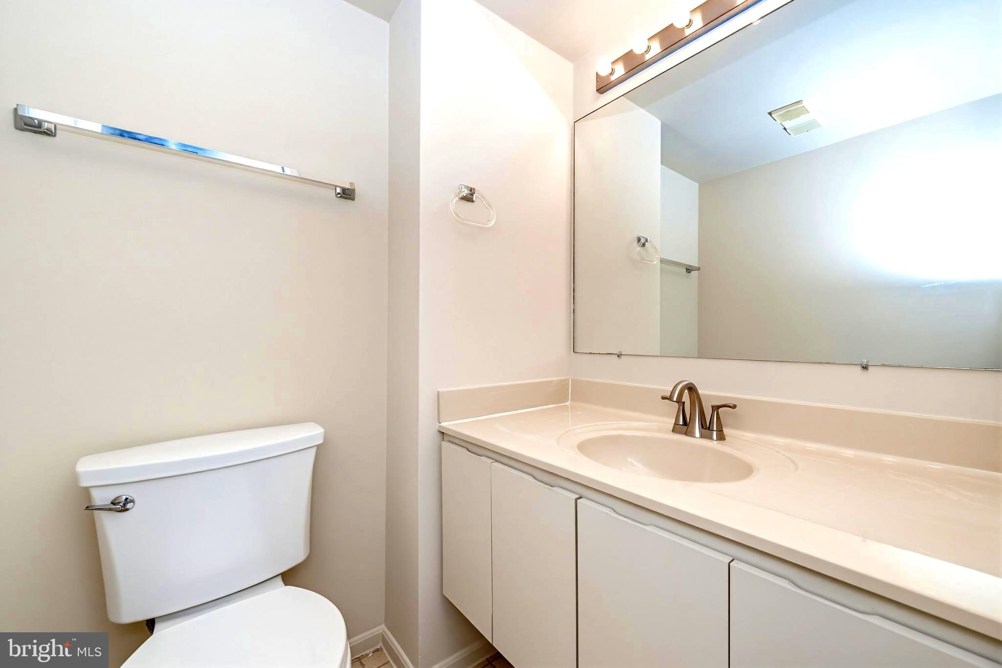 GREENS AT LEISURE WORLD - Residential