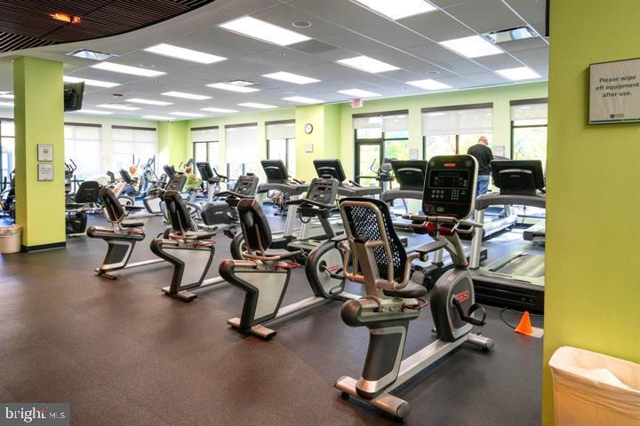 GREENS AT LEISURE WORLD - Residential