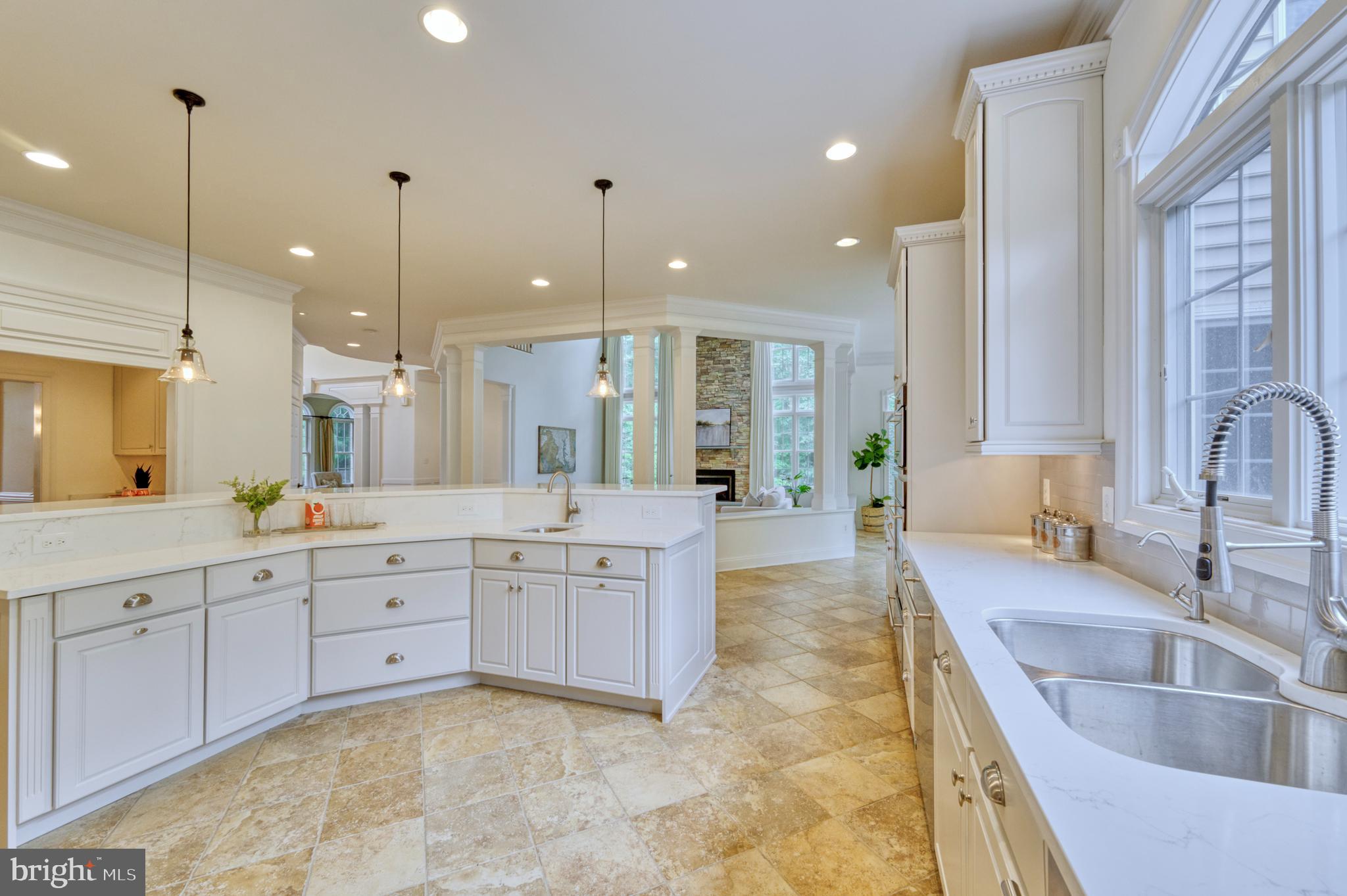 RIVER CREEK - Residential