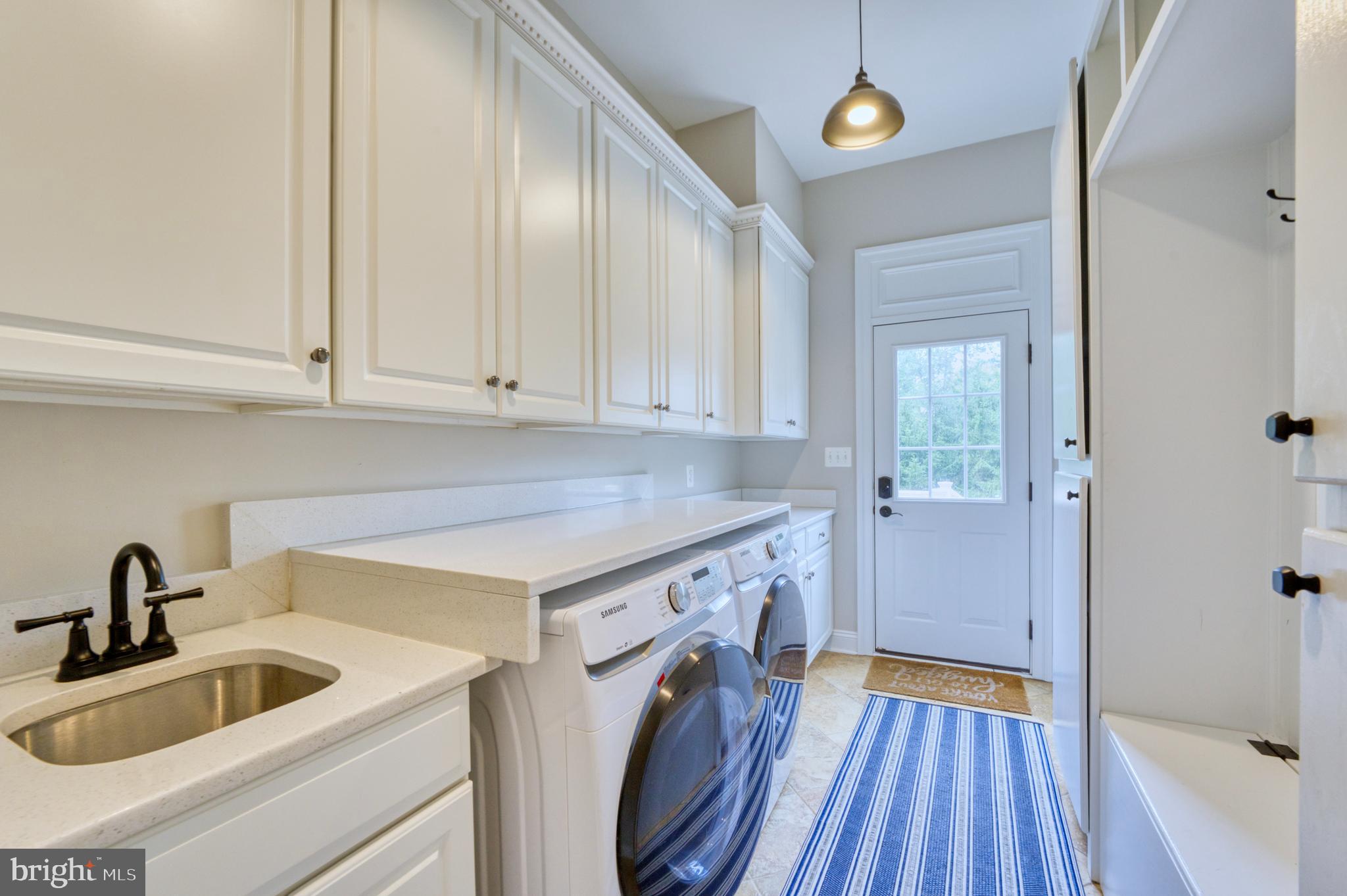 RIVER CREEK - Residential